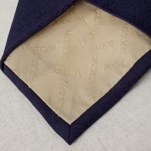 ❤️GIANNI VERSACE 100% Silk Necktie Tie Made in Spain - Picture 6 of 6